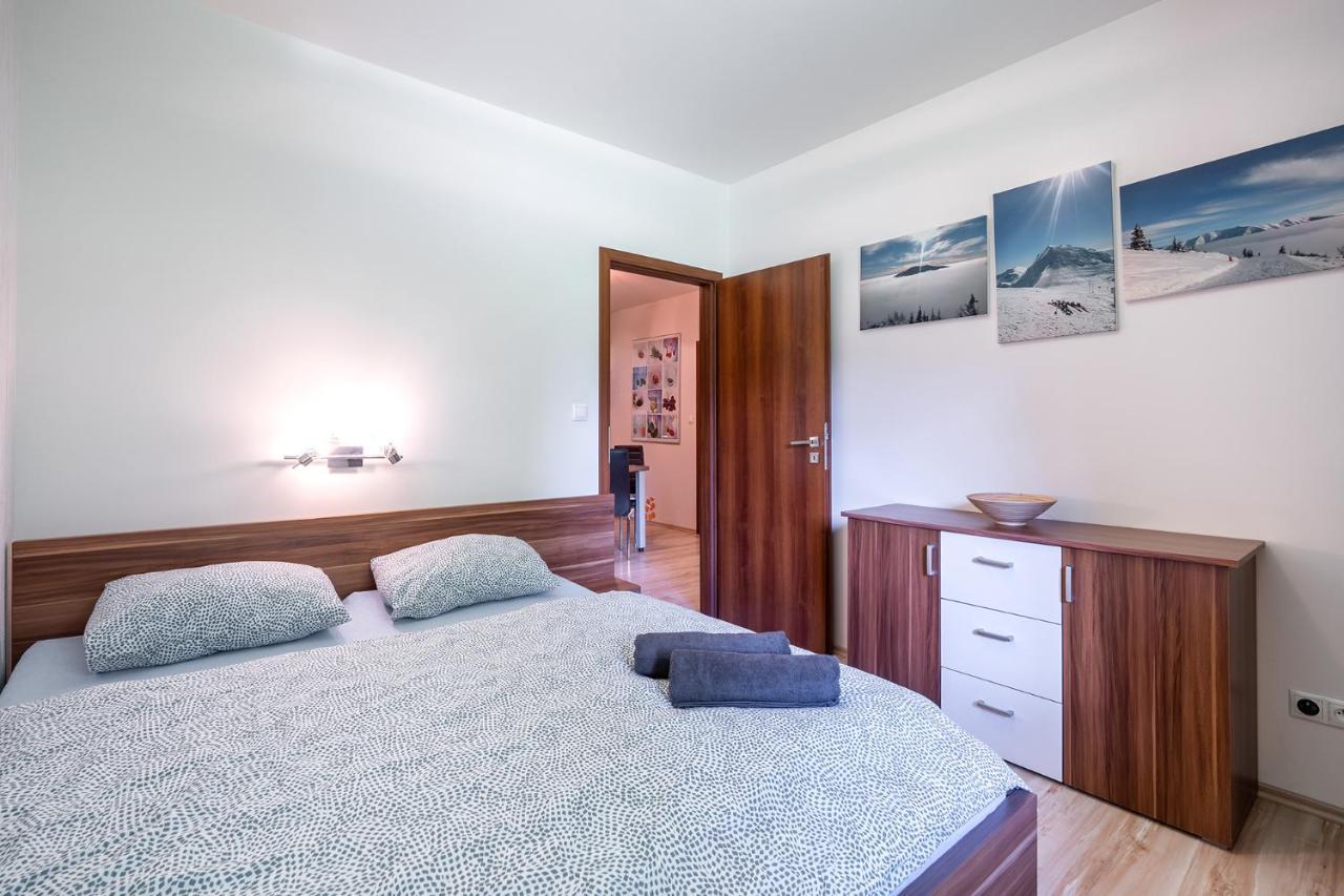 Apartment Emilka Tale-Wellness 5 Min-Balcony-Hiking-View Horna Lehota Екстер'єр фото